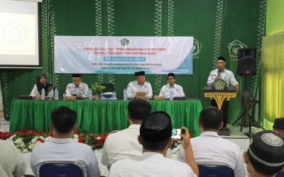 Tingkatkan Kompetensi Pendidik dan Tenaga Kependidikan, MAN 1 HST Gelar Bimtek Kurikulum Berbasis Cinta