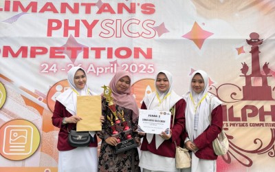 Bangga! MAN 1 HST Sabet Juara 2 KTI dan Juara Favorit Poster Digital di Kalimantan's Physics Competition 2025 di ULM